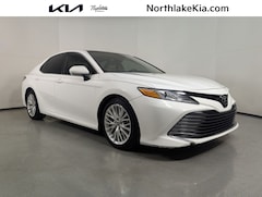 2020 Toyota Camry XLE Sedan