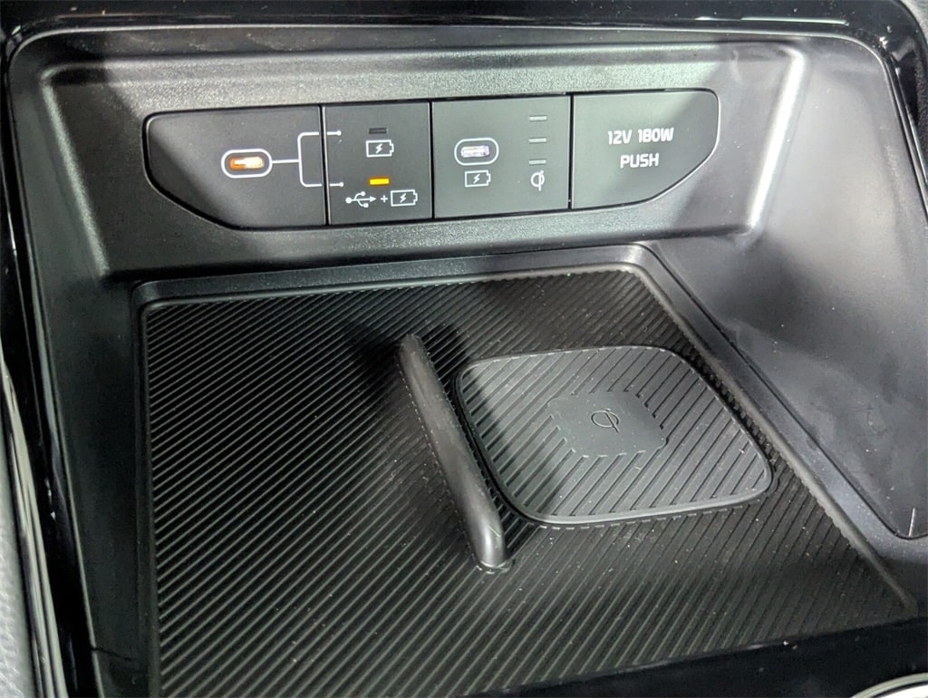 2026 Kia K5 GT-Line photo 21