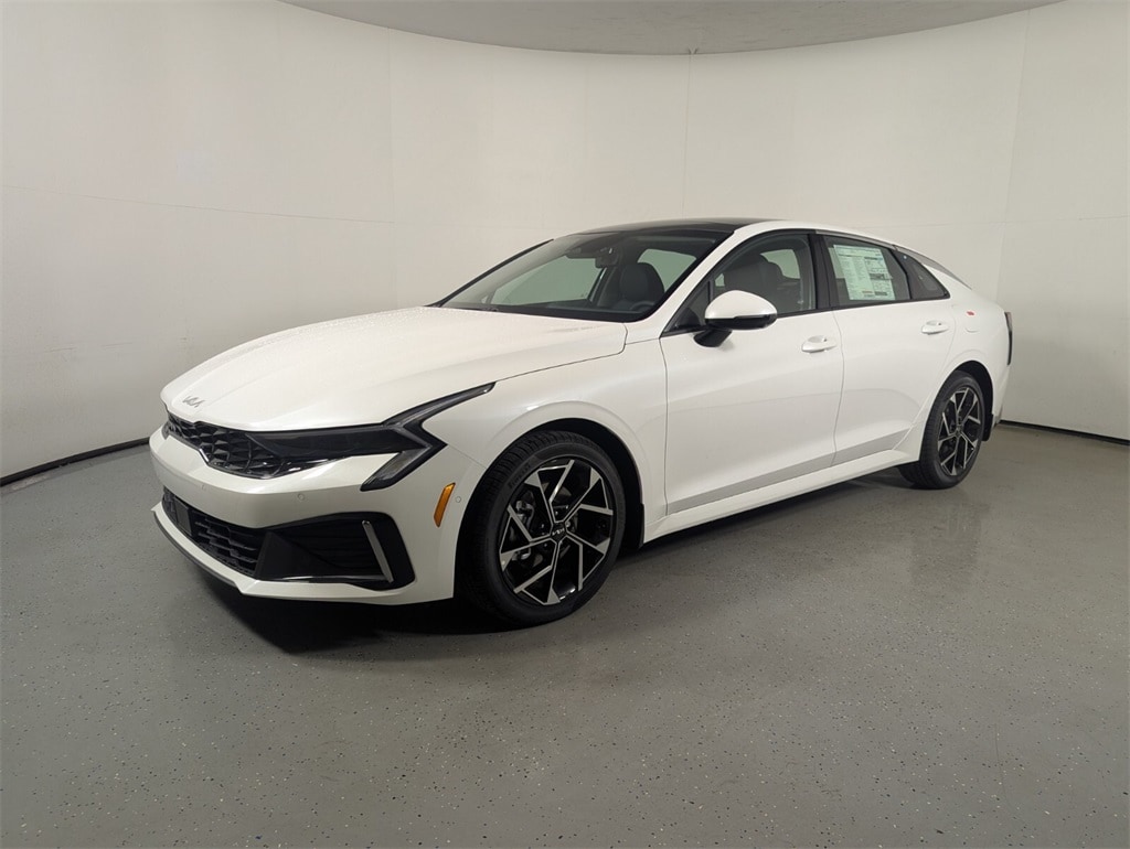 2026 Kia K5 EX photo 3