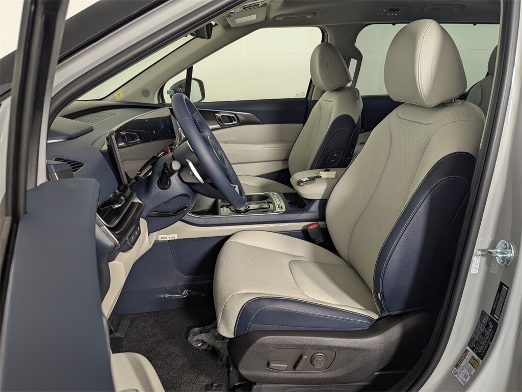 2026 Kia Carnival SX Prestige photo 11