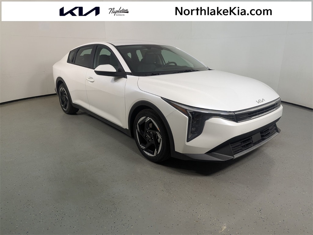 2025 Kia K4 EX's photo