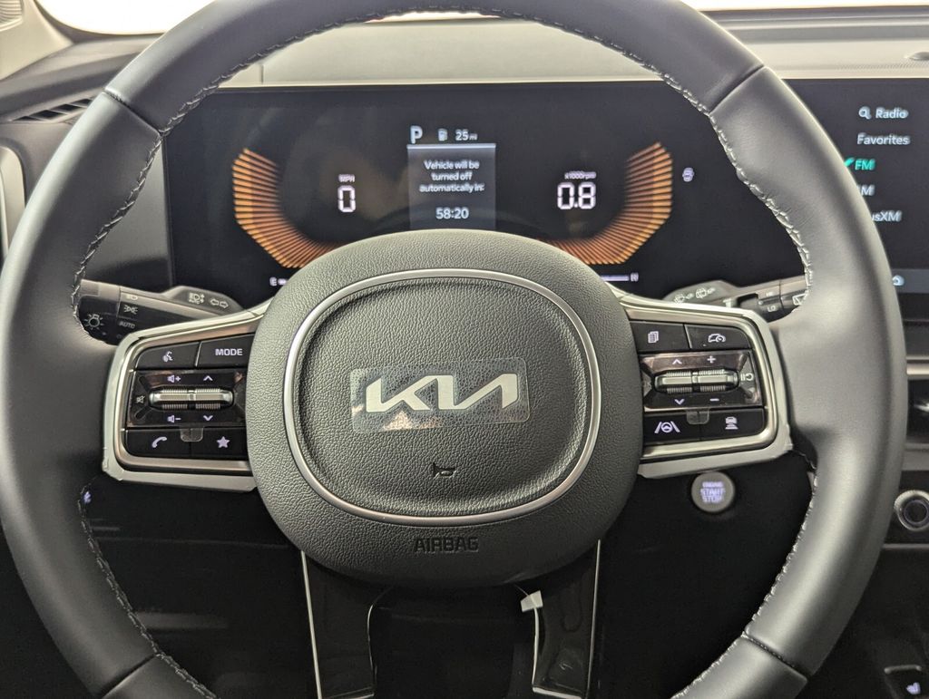 2025 Kia Sorento S - Photo 17