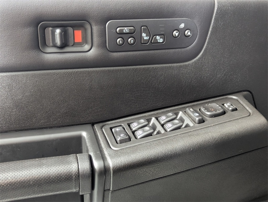 2005 Hummer H2 Base photo 11