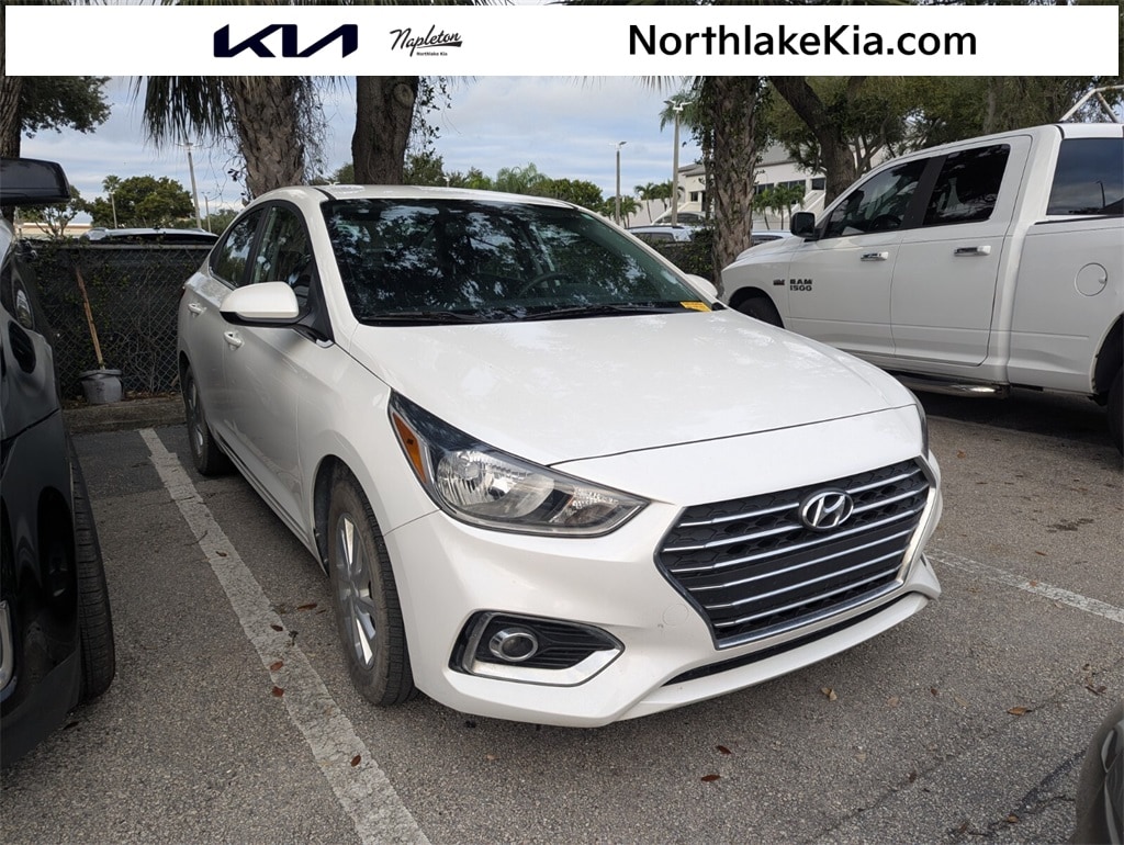 Used 2022 Hyundai Accent SEL Sedan