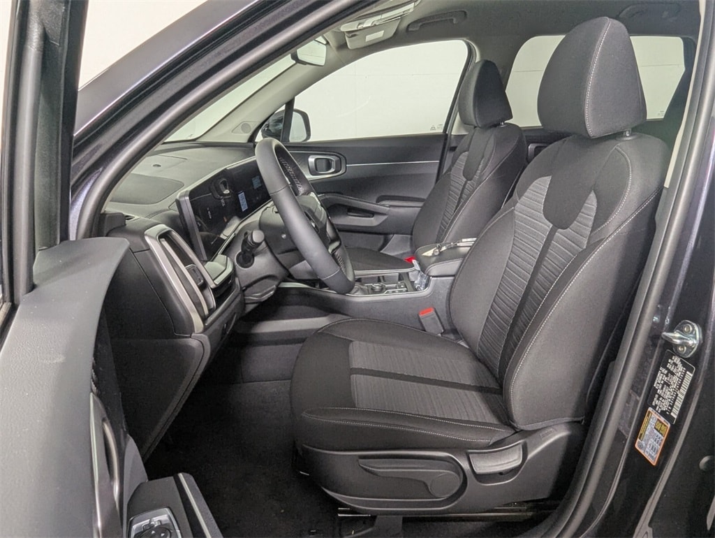 2026 Kia Sorento LX photo 11