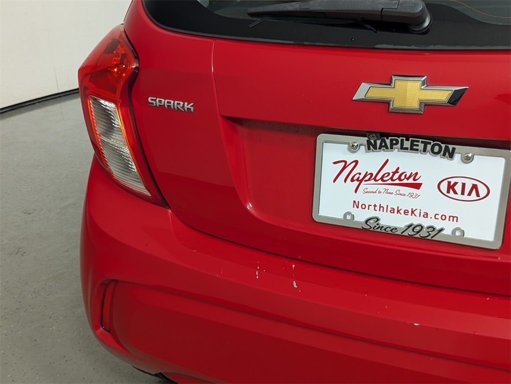 2017 Chevrolet Spark 1LT LT photo 8