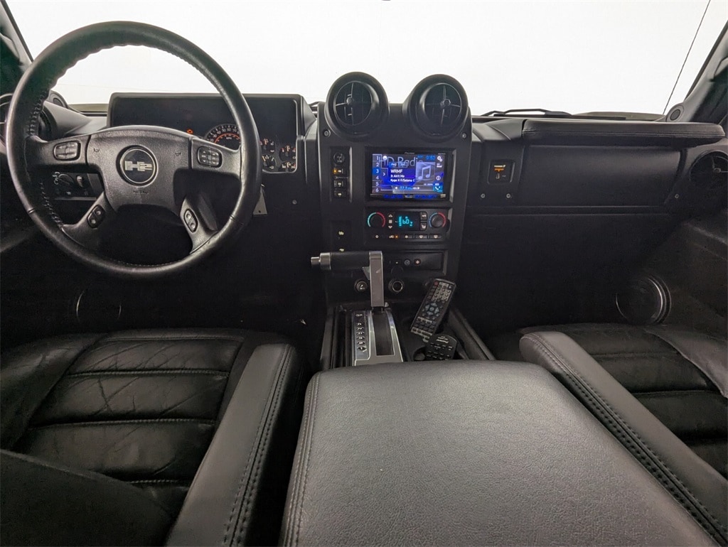 2005 Hummer H2 Base photo 12