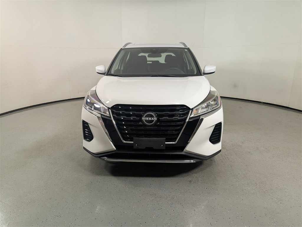 Used 2024 Nissan Kicks SV SUV