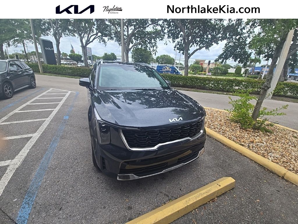 2024 Kia Sorento S AT's photo
