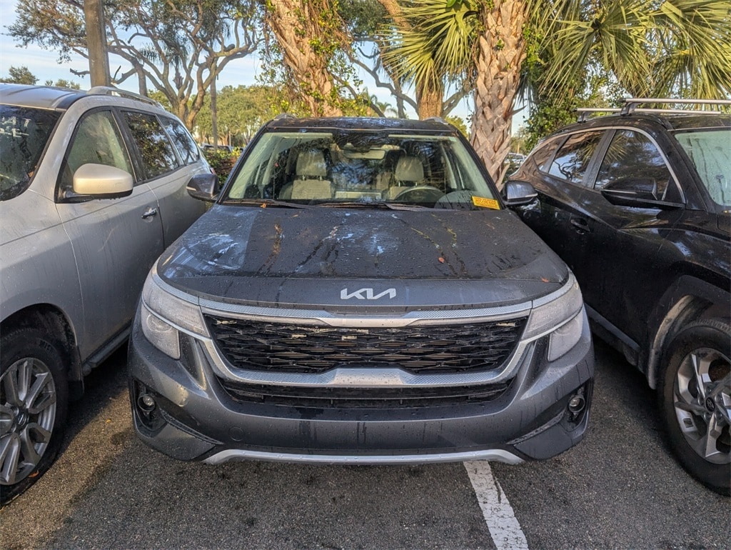 2023 Kia Seltos S photo 3