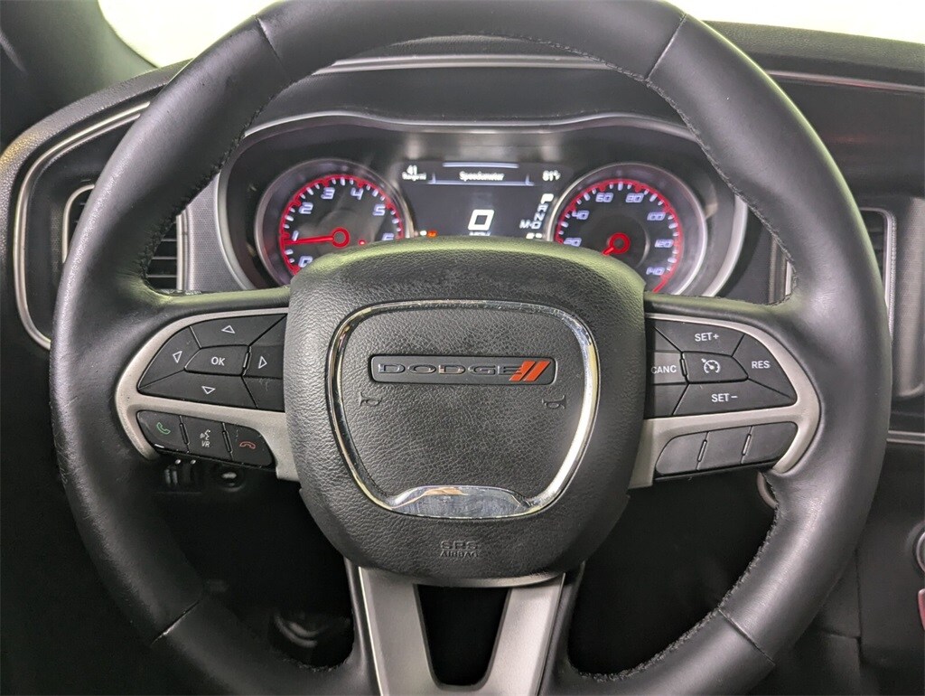 2015 Dodge Charger SXT photo 17