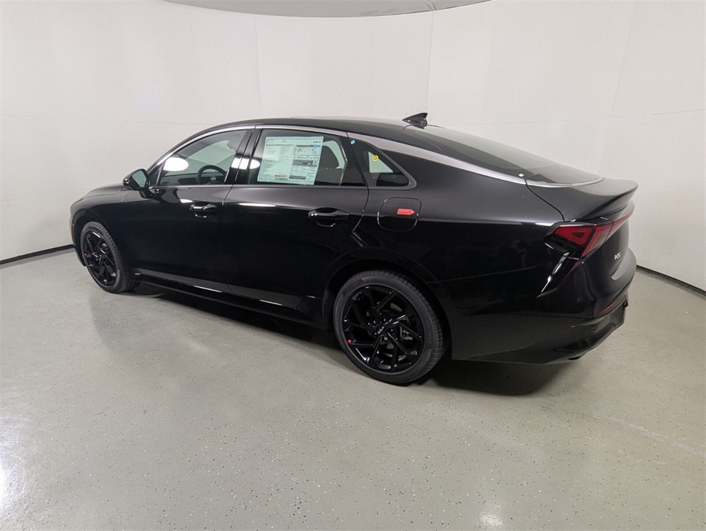 2026 Kia K5 GT-Line photo 3