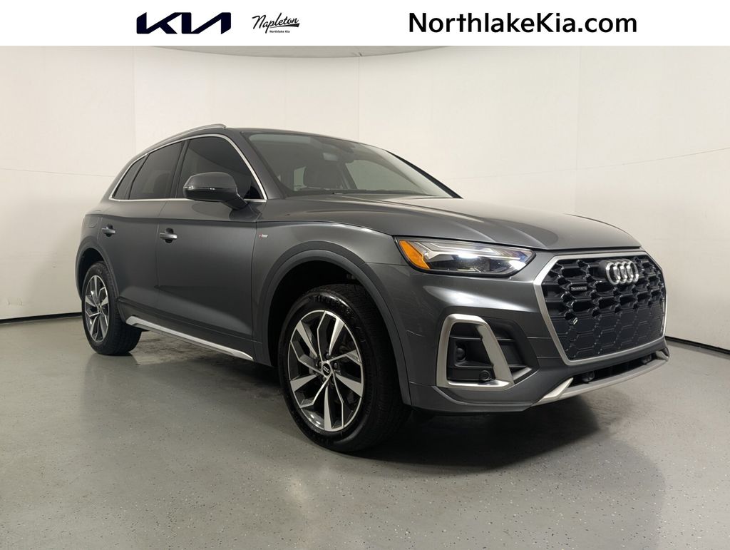 2023 Audi Q5 45 Premium's photo