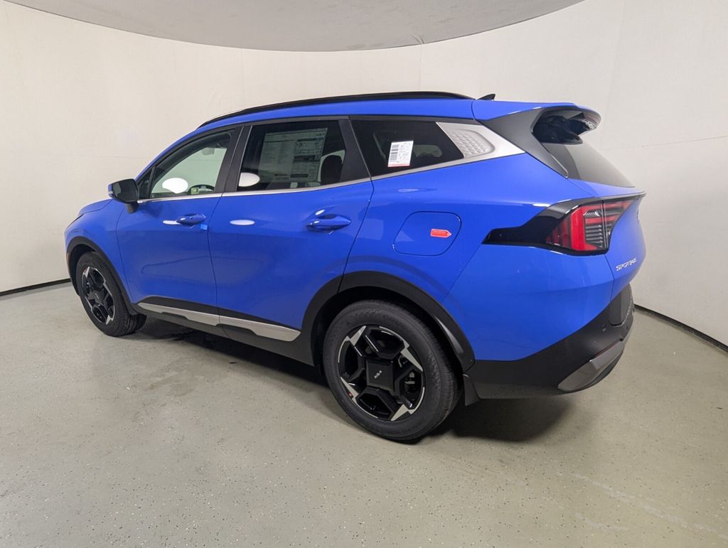 2026 Kia Sportage EX - Photo 5