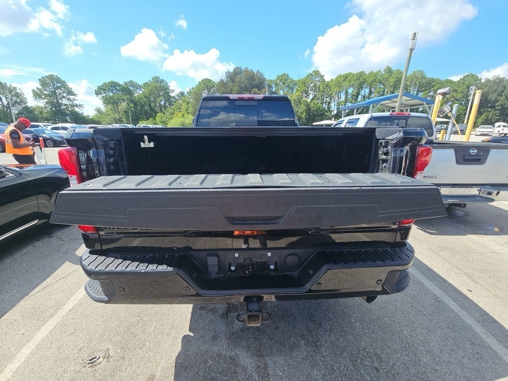 2022 Chevrolet Silverado 3500HD High Country photo 12