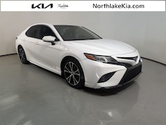 2020 Toyota Camry SE Sedan