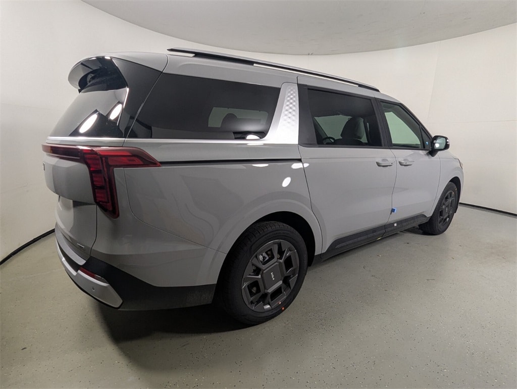 2026 Kia Carnival EX photo 6