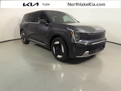 2026 Kia EV9 Light Long Range SUV