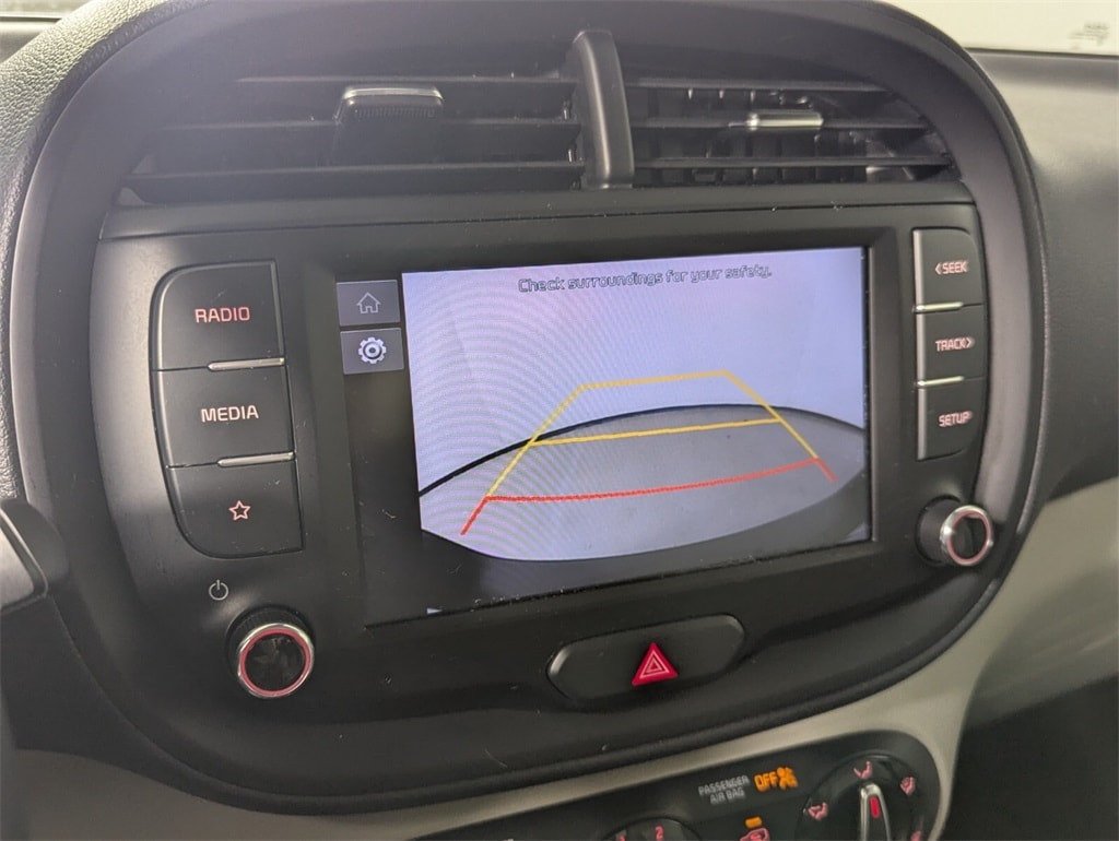 2022 Kia Soul LX photo 21