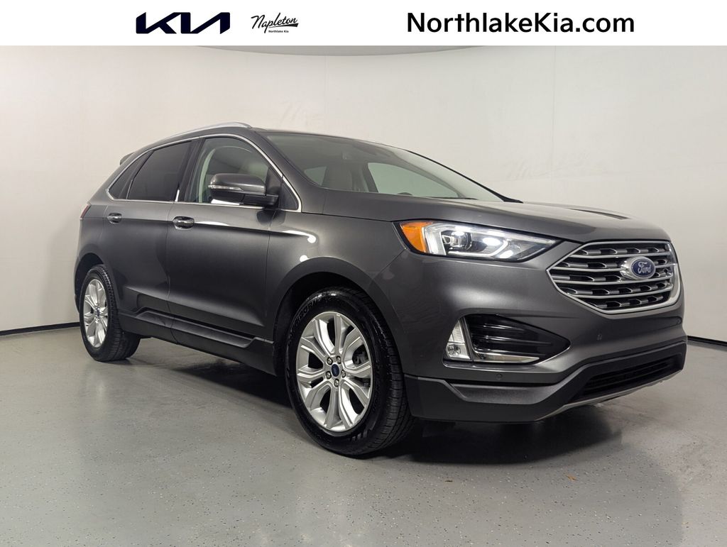2020 Ford Edge Titanium's photo