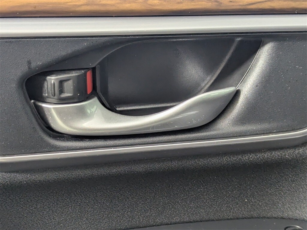 2017 Honda CR-V EX photo 13