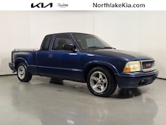 2002 GMC Sonoma SLS Truck