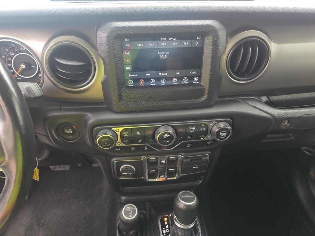 2020 Jeep Gladiator Sport photo 12