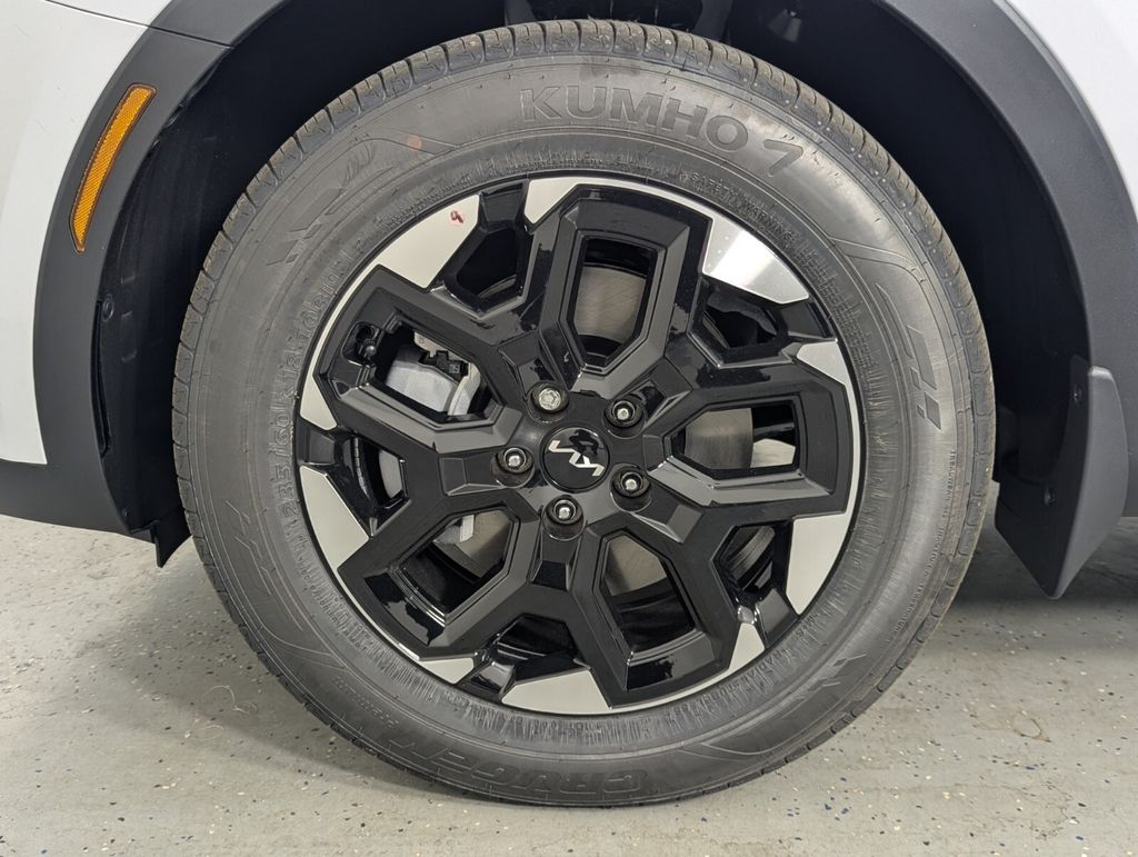 2026 Kia Sorento S - Photo 9