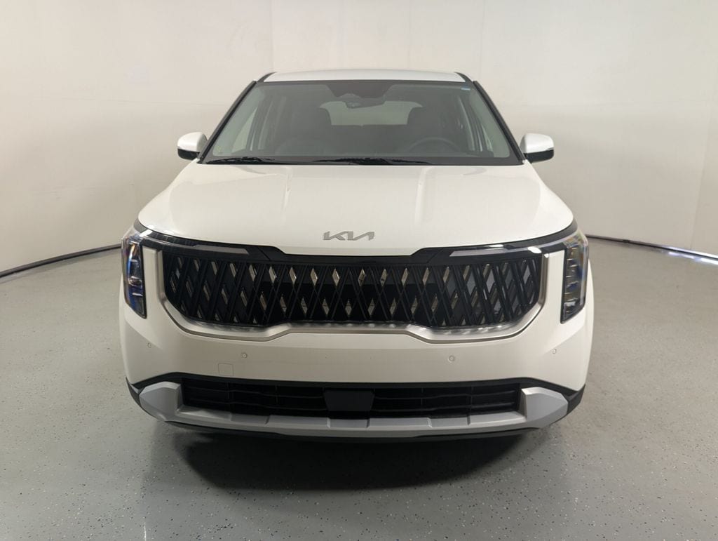 New 2026 Kia Carnival LXS Minivan/Van