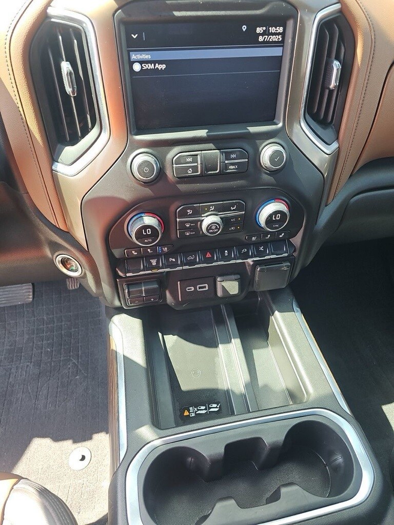 2022 Chevrolet Silverado 3500HD High Country photo 13