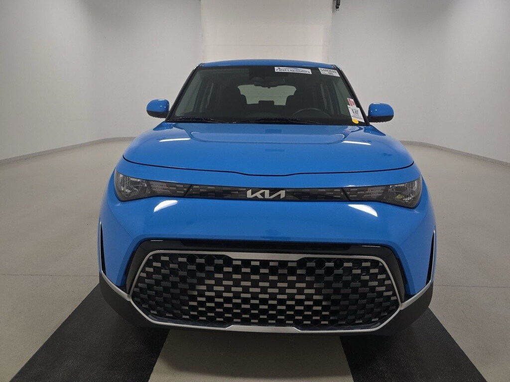 2024 Kia Soul EX photo 3