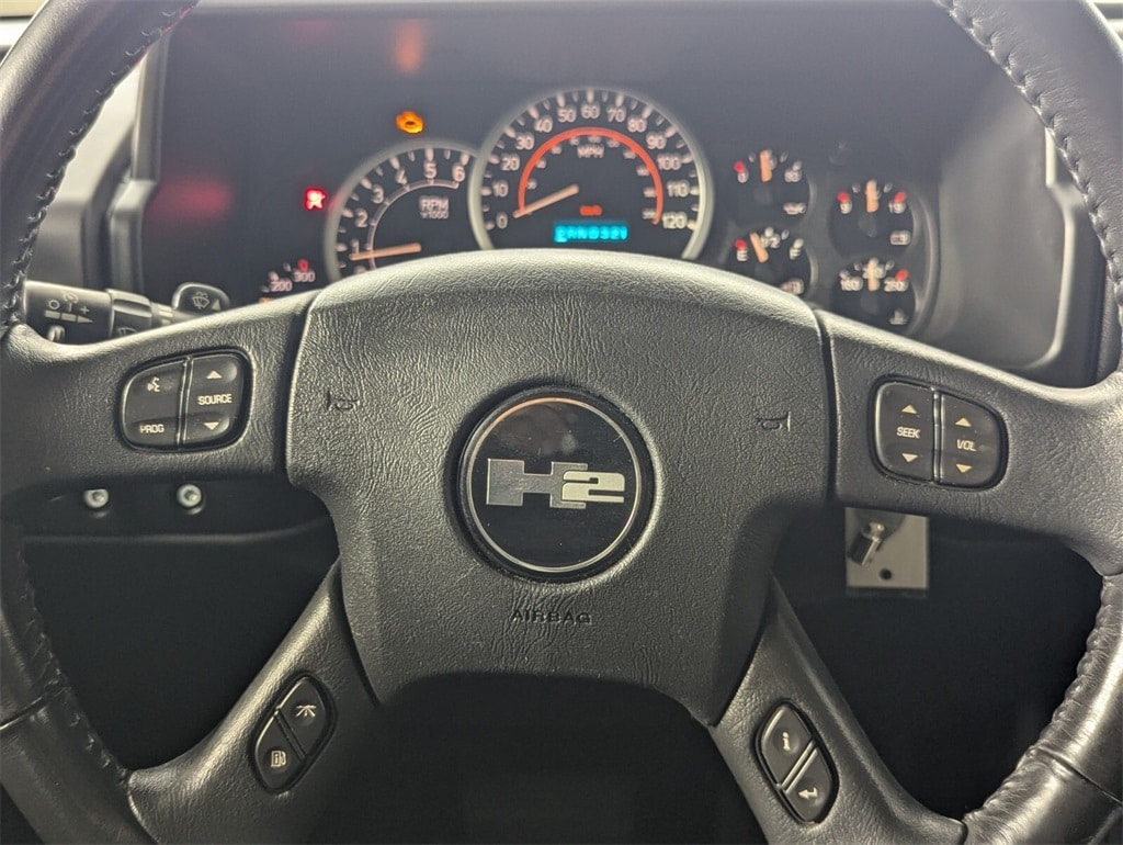 2005 Hummer H2 Base photo 14