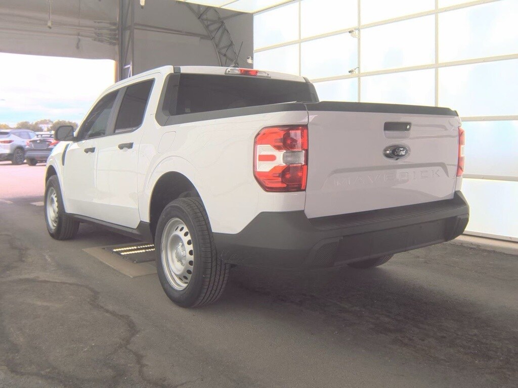 2022 Ford Maverick XL photo 4