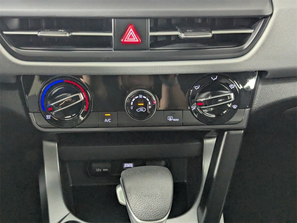 2026 Kia Seltos LX photo 17
