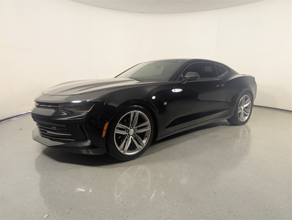 2018 Chevrolet Camaro 1LT photo 3