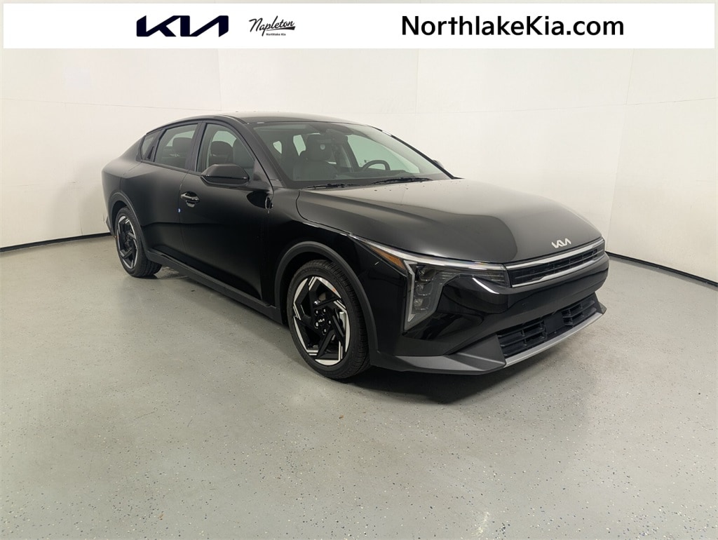 2025 Kia K4 EX's photo
