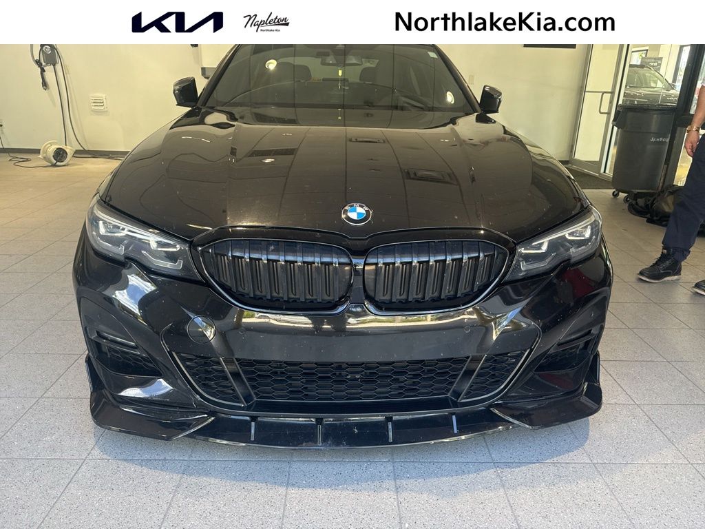 2022 BMW 3 Series 330i Sedan's photo