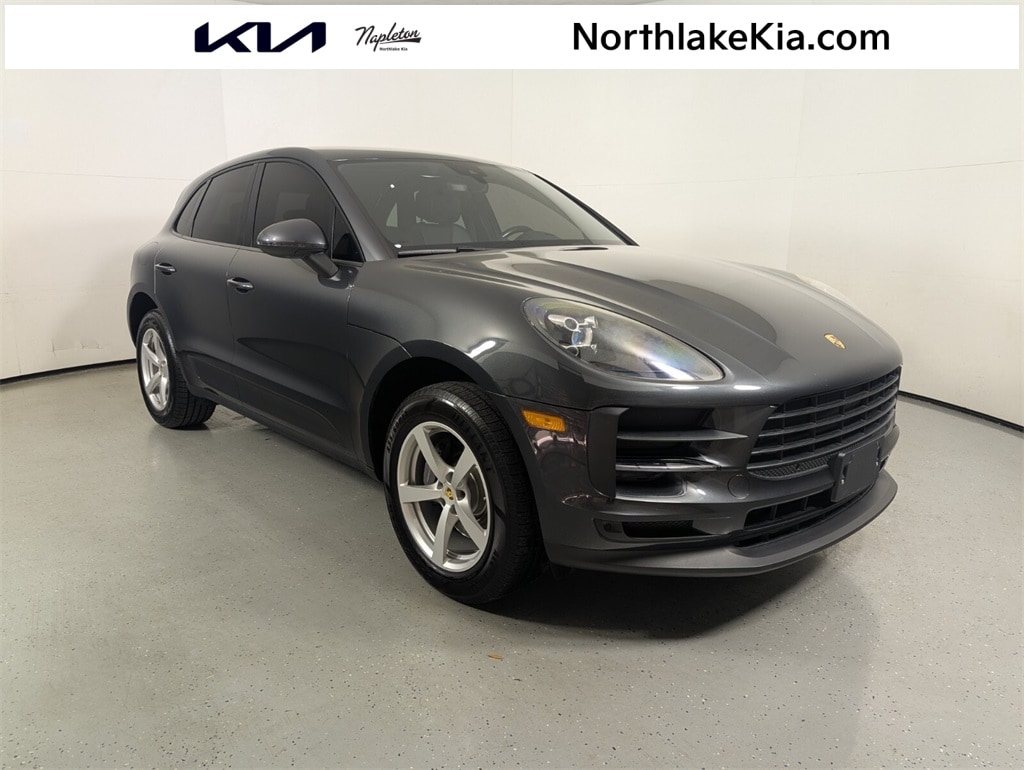 2020 Porsche Macan Base's photo