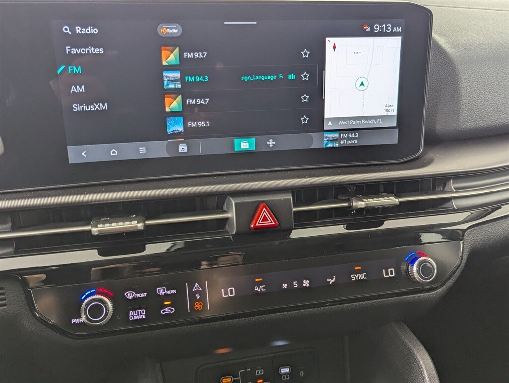 2026 Kia Sportage SX photo 21