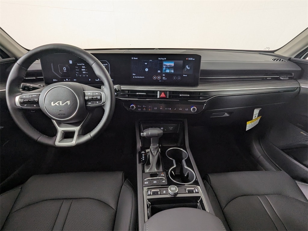 2026 Kia K5 EX photo 14