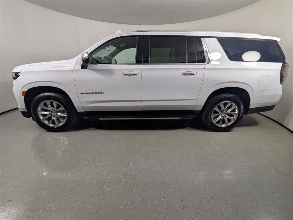 2023 Chevrolet Suburban Premier photo 4