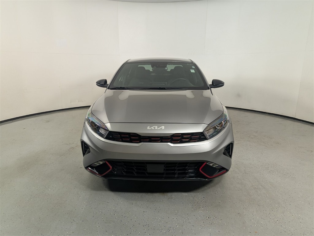 2024 Kia Forte GT-Line photo 2