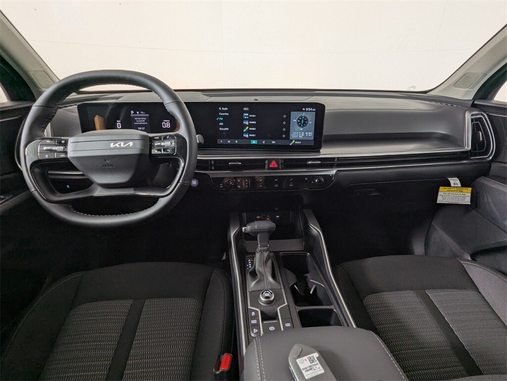 2026 Kia Sorento LX photo 11