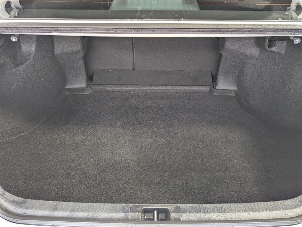 2025 Toyota Camry LE photo 24