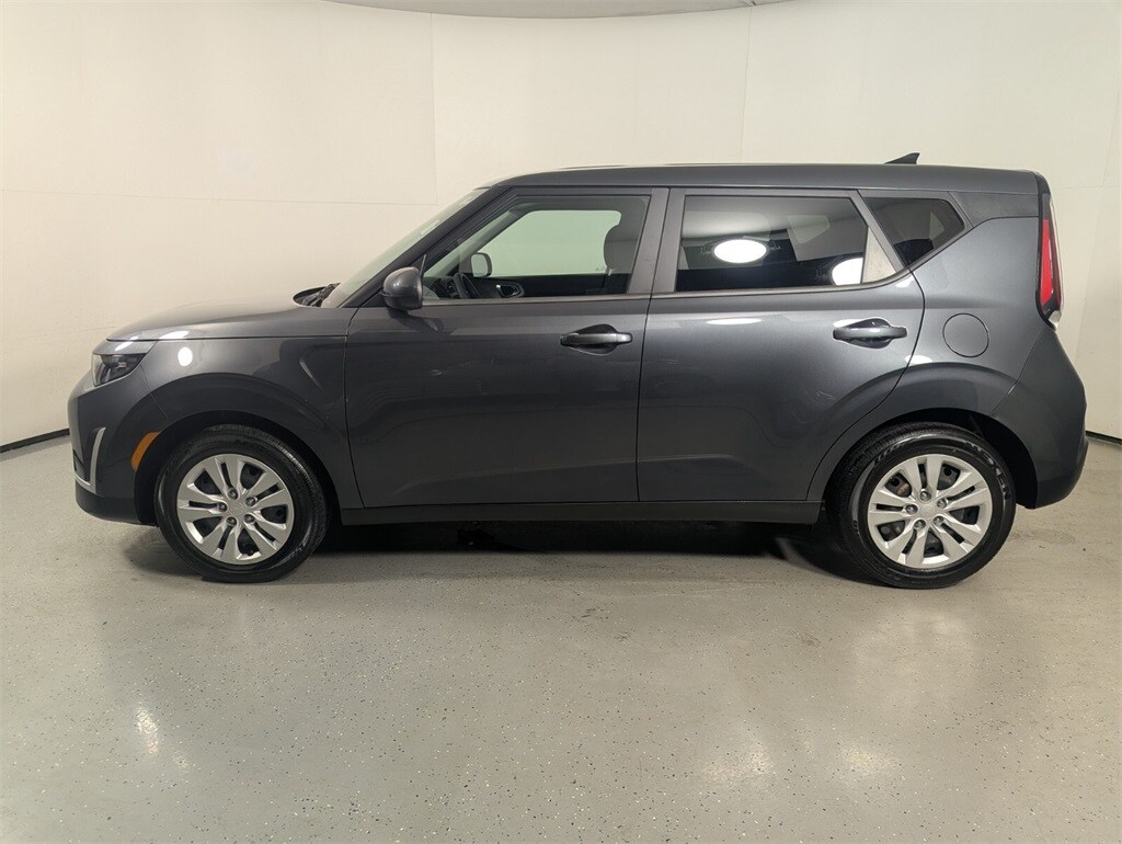 2023 Kia Soul LX photo 4