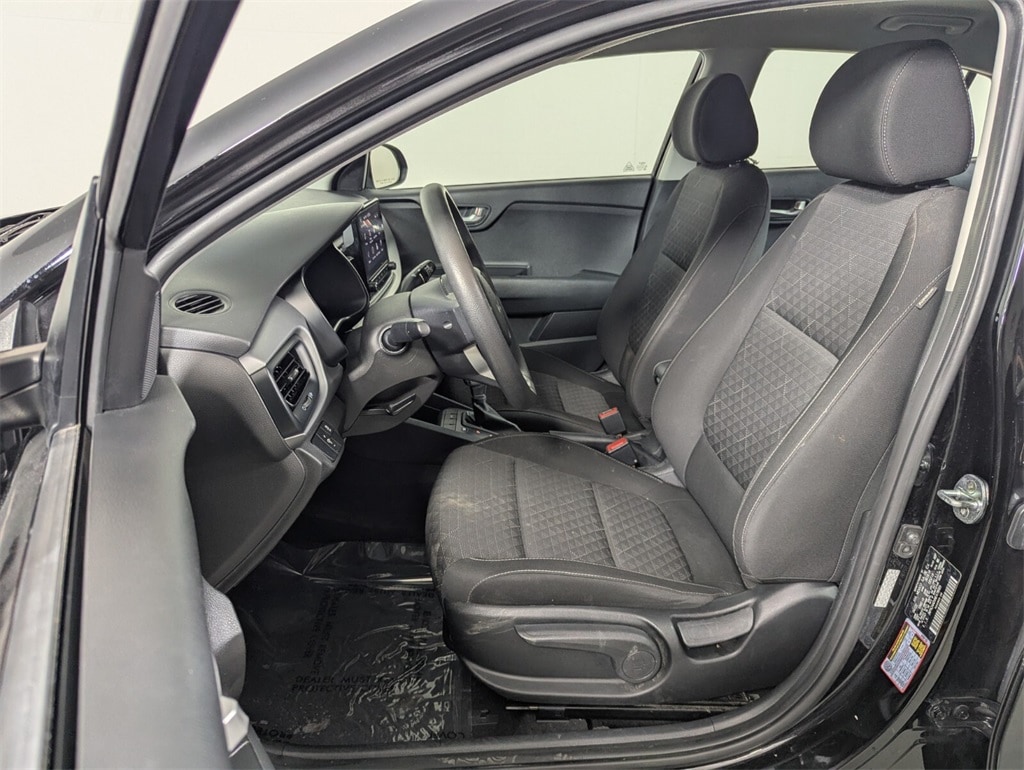 2022 Kia Rio S photo 12