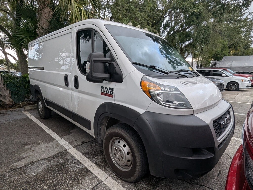 2020 Ram ProMaster 1500 Cargo Van photo 3
