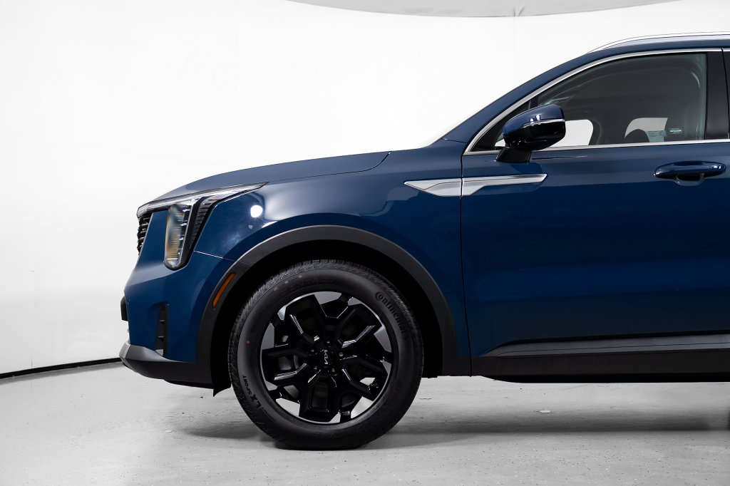 2026 Kia Sorento S - Photo 12