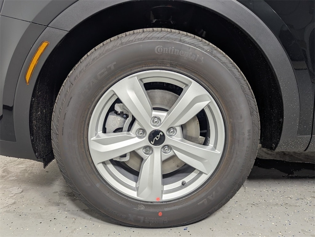 2026 Kia Sorento LX photo 5