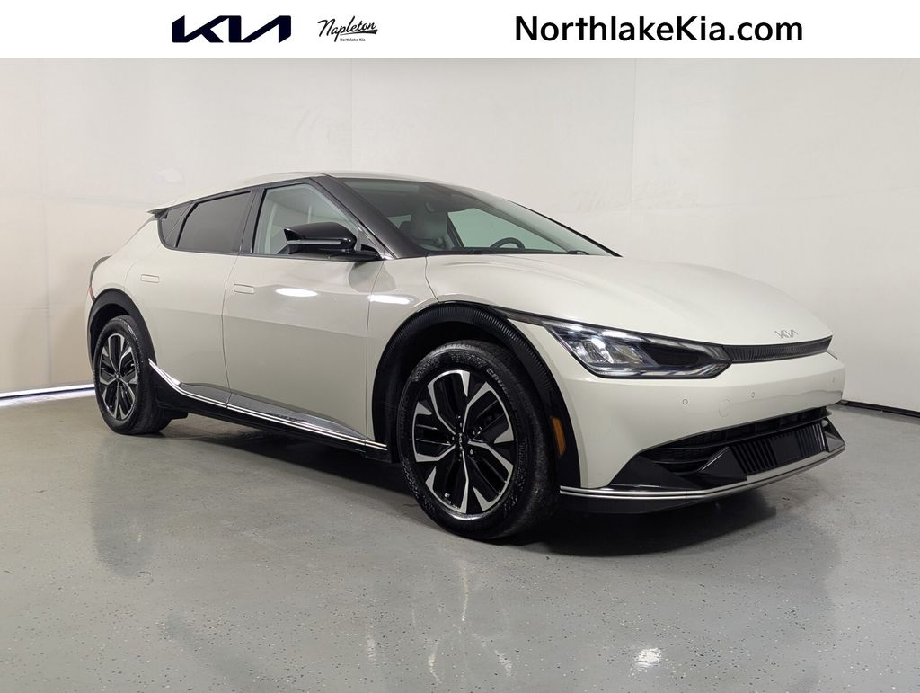 2022 Kia EV6 Wind AWD's photo